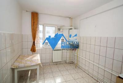 Apartament cu 3 camere decomandat în Piața Nouă - 9