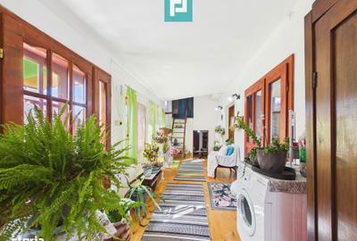 Casă cu 6 camere cu Teren 2029 Mp în Ghioroc - 7