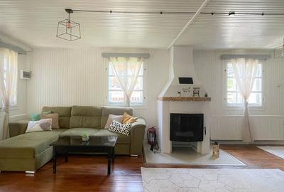 Casa la cheie /vila/pensiune Valiug,Crivaia . - 6