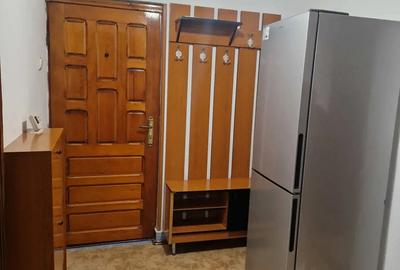 Apartament 2 camere- 1mai ( langa metrou)+ loc de PARCARE. Centrala propie - 6