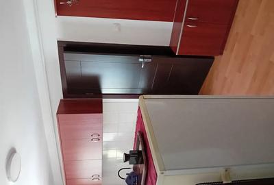 Vand apartament cu o camera, zona Alfa, eraj 2 2 cu acoperi? tigla, an construc?ie 2011, balcon . - 2