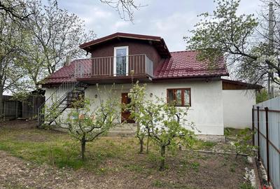 Casă cu 4 camere cu Teren 376 Mp în Odobești - 2