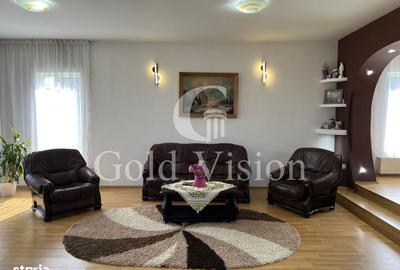 Casă cu 7 camere cu Teren 2000 Mp în Central - 17