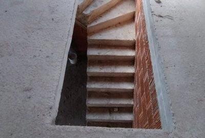 Casă cu 4 camere în Exterior Est - 15