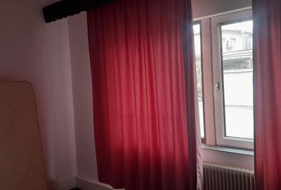 Apartament cu 2 camere decomandat în Central - 1