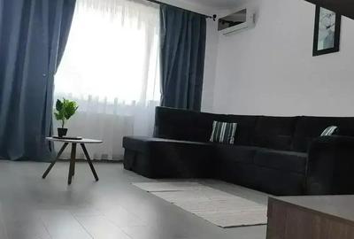 Inchiriez apartament Mamaia Nord regim hotelier - 1