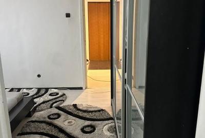 Apartament cu 3 camere, mobilat în Calea București - 2