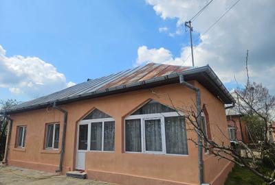 Casă cu 4 camere în Nanov - 3