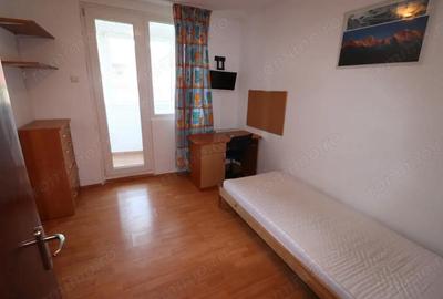 Apartament cu 3 camere semidecomandat în Dristor - 3