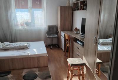 Inchiriez garsoniera termen scurt