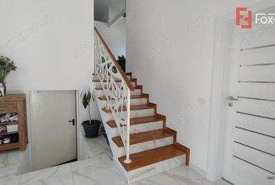 Casă cu 4 camere cu Teren 700 Mp în Săcălaz