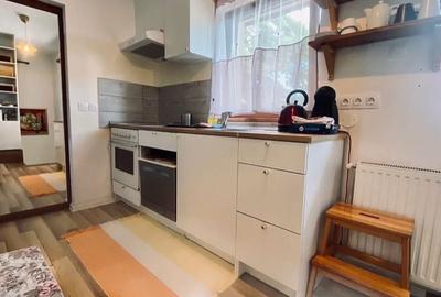 Apartament cu 2 camere decomandat în Tractorul - 3