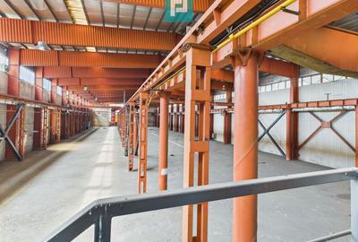 Spațiu industrial, de 3,826.8000488281 mp, în Exterior Vest