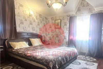 Casă cu 7 camere cu Teren 660 Mp în Lazu - 11