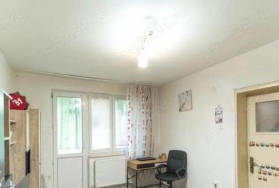 2 camere Calea Bucuresti etaj2din4 72000euro - 1