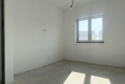 Duplex, 115mp utili, 310mp teren, 4 camere, Curent trifazic-Sacalaz - 9