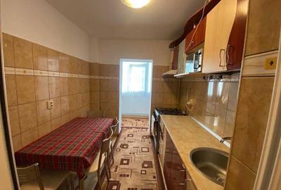 Apartament cu 2 camere decomandat în Galata - 1