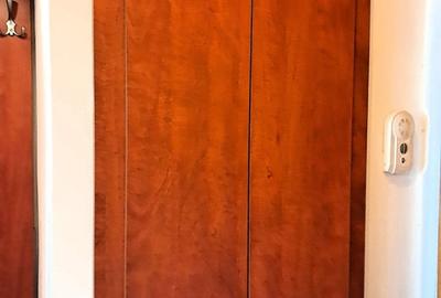 Garsonieră decomandată în Central - 9