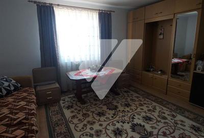 Casă cu 3 camere cu Canalizare în Șura Mare - 9