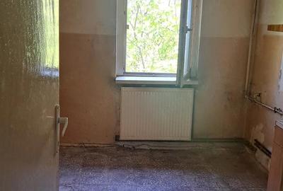 Apartament cu 2 camere semidecomandat în Aradului - 9