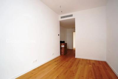 Apartament cu 3 camere decomandat în Aviației