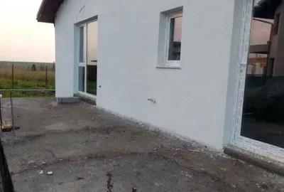 Casă cu 3 camere cu Teren 450 Mp în Cumpăna - 2
