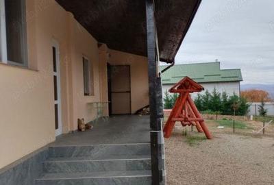 Casă cu 3 camere cu Teren 812 Mp în Boldești - 3