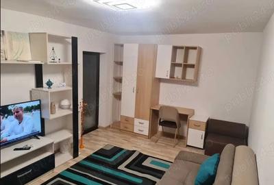 Colega in apartament la bloc, studenta, angajata, etc - 2