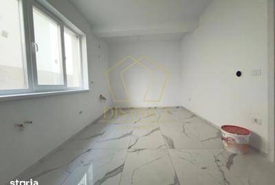Casă cu 4 camere cu Teren 280 Mp în Sânandrei