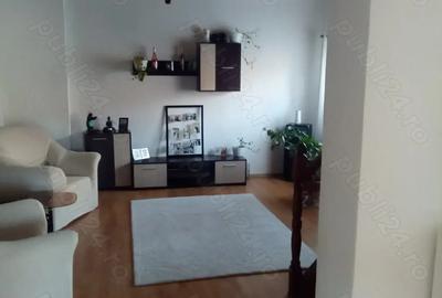 Casă cu 5 camere cu Teren 180 Mp în Central - 5