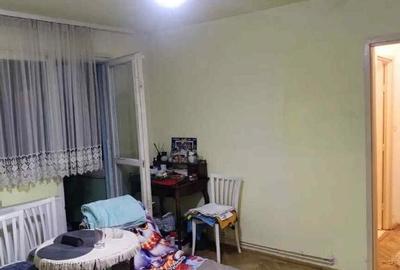 Apartament 2 camere, semidecomandat - zona Astra