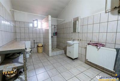 Spațiu comercial, de 700 mp, în Ghelința - 3