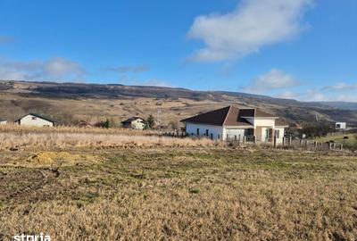 Teren de 600 mp, în Baciu