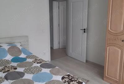 Inchiriez apartament 2 camere,etaj 1,zona micro 4. Inchiriez apartament 2 camere,etaj 1,zona micro 4. - 2