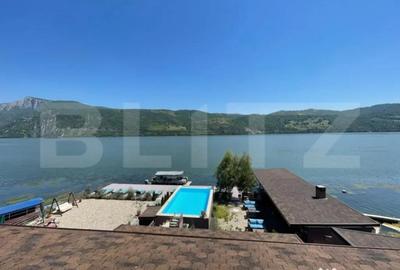 Casă cu 8 camere cu Teren 600 Mp în Dubova