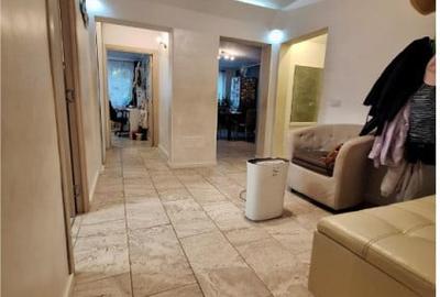 Apartament cu 4 camere decomandat în Cornișa - 6