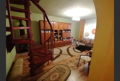 Casă cu gradina 1255mp cu sere, Copaceni , lângă Turda,comision 0   % - 6