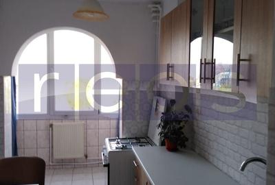 Apartament cu 2 camere semidecomandat, mobilat în Cantemir