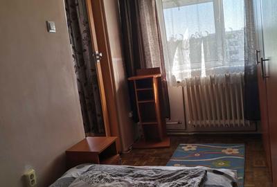 Apartament cu 2 camere nedecomandat în Trivale - 2