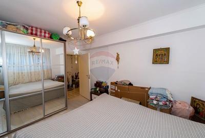 Apartament 3 camere, decomandat, de vanzare, 100mp curte proprie - 34