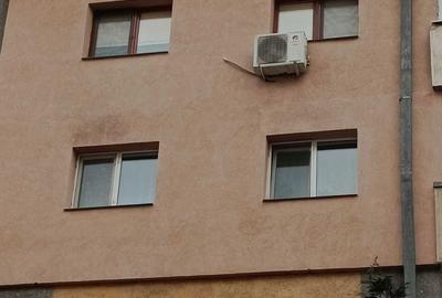 Apartament cu 2 camere decomandat în Central - 1