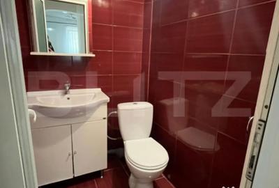 Apartament cu 3 camere decomandat în Galata