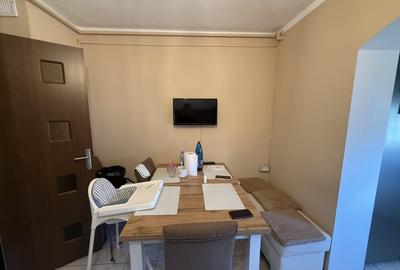 Apartament spatios cu 3 camere, decomandat, 65 mp utili + balcon 3 mp - Soarelui - 5