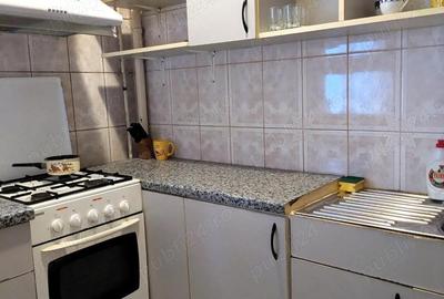 Garsonieră decomandată în Astra - 1