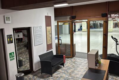 Spatiu comercial | Eroii Revolutiei | 3' metrou - 4