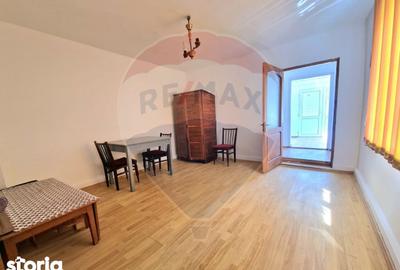 Casă cu 3 camere cu Teren 1144 Mp în Parava - 2