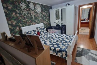 Apartament 3 camere - Centrala Proprie - Ozana - 9