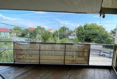 Spațiu comercial, de 300 mp, în Valea - 3