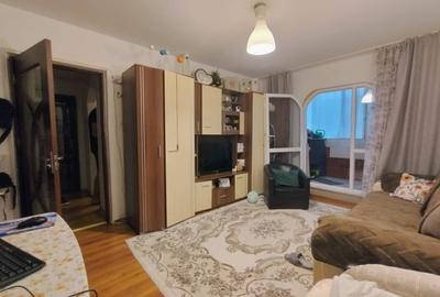 Apartament cu 3 camere semidecomandat în Dacia - 12