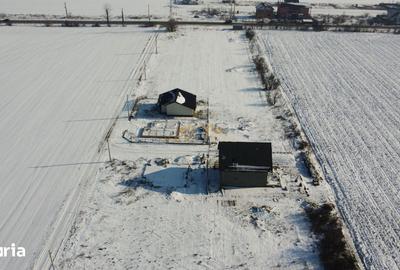 Teren de 441 mp, în Vidra